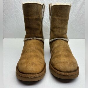 Ugg Classic Shearling-Lined Suede Winter Boots - Chestnut, SZ 8, box 13